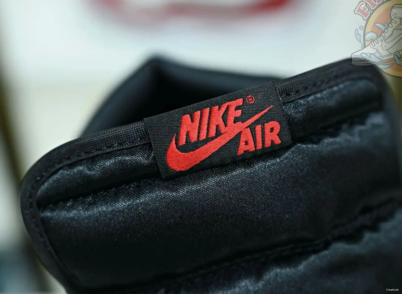 Jordan 1 Bred